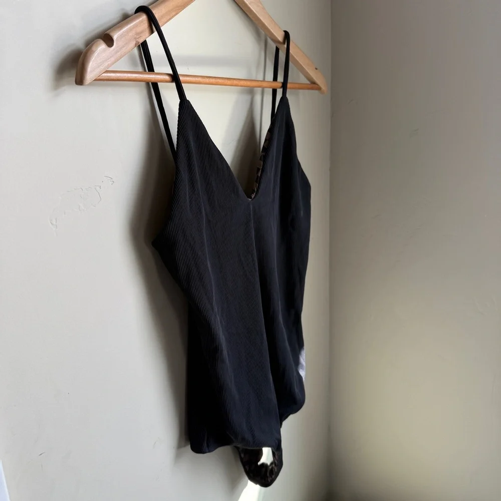 Mai One-piece ribbed bodysuit - Picture 5 of 8